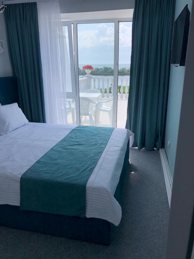 Panorama Briz Hotel Karolino-Buhaz Bagian luar foto